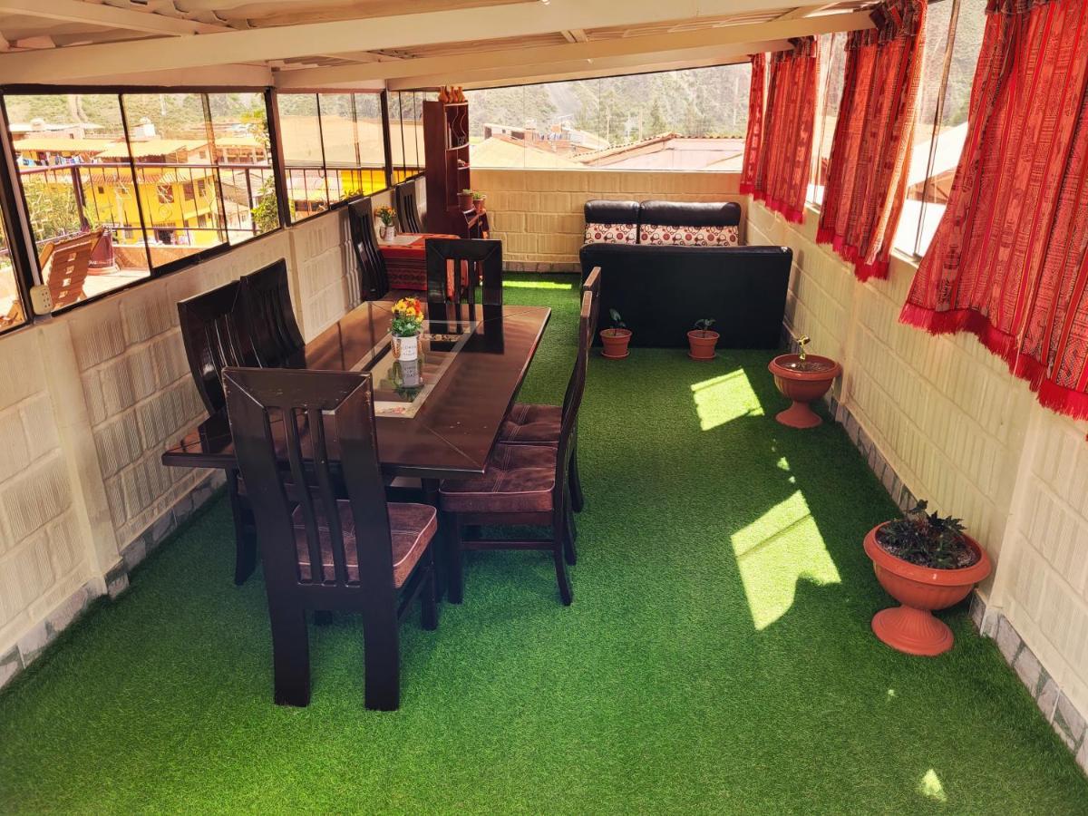 Hostal El Viajero En โอยานไตตามโบ ภายนอก รูปภาพ