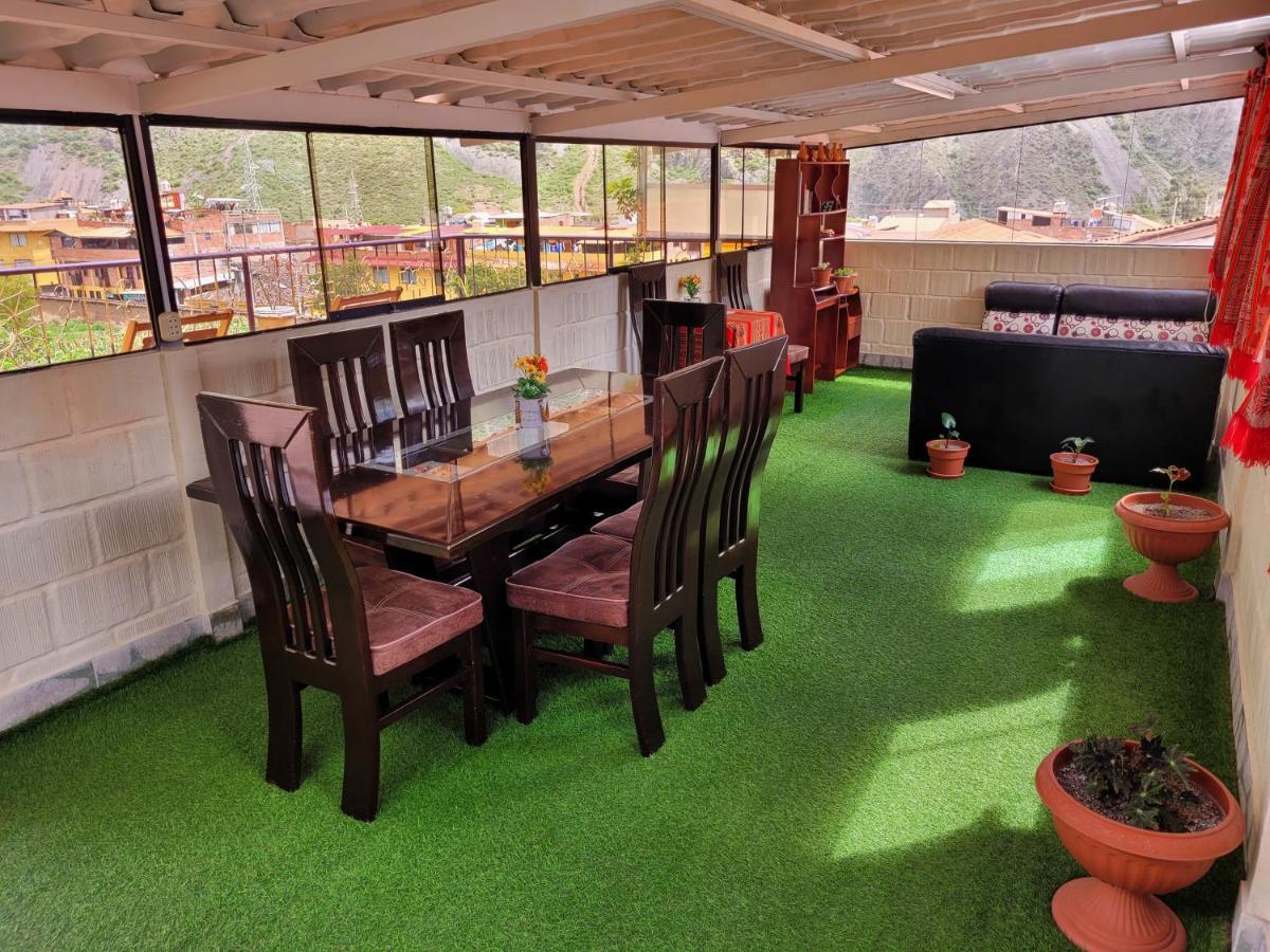 Hostal El Viajero En โอยานไตตามโบ ภายนอก รูปภาพ